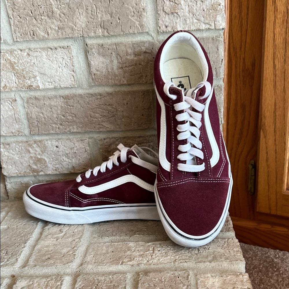 Vans Old Skool Sneakers in Burgundy and White Trim